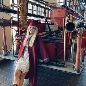 Meet your Posher, Tori